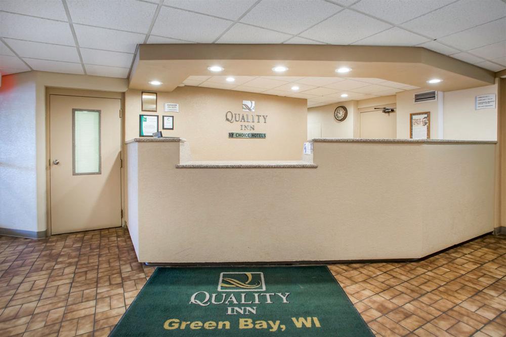 Quality Inn Stadium Area Green Bay Bagian luar foto