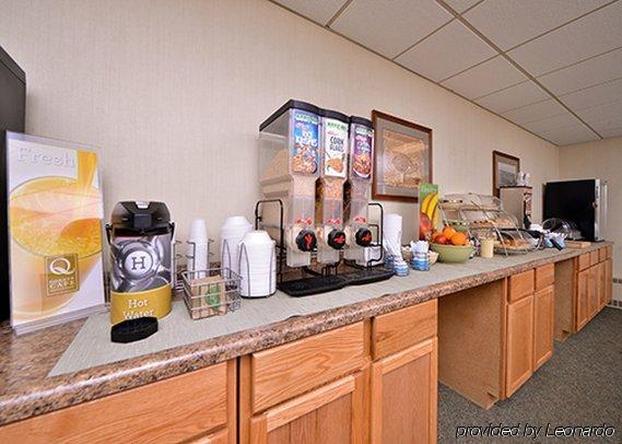 Quality Inn Stadium Area Green Bay Bagian luar foto