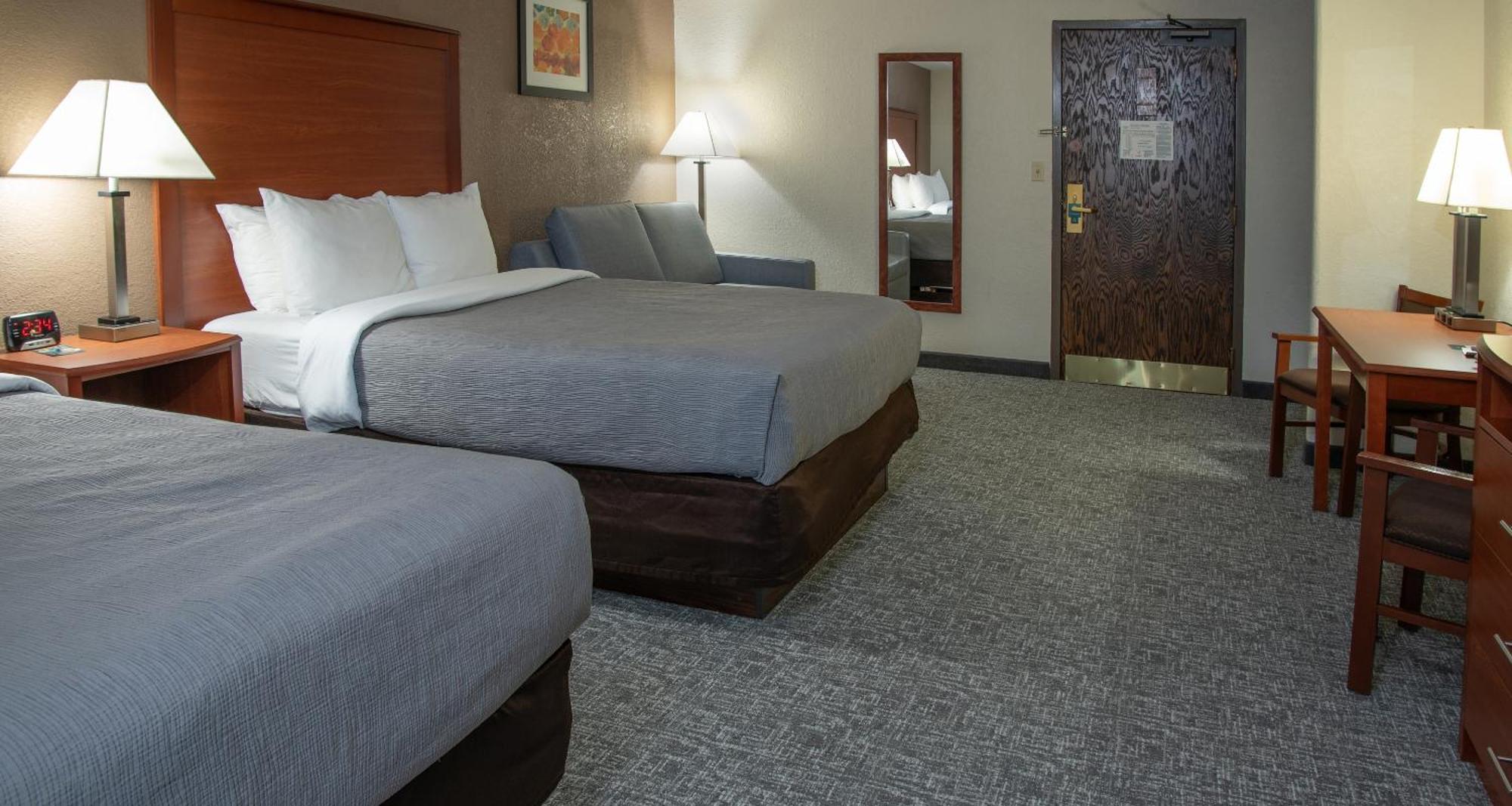 Quality Inn Stadium Area Green Bay Bagian luar foto