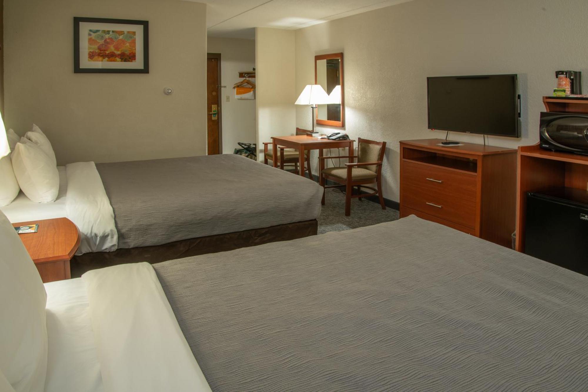 Quality Inn Stadium Area Green Bay Bagian luar foto