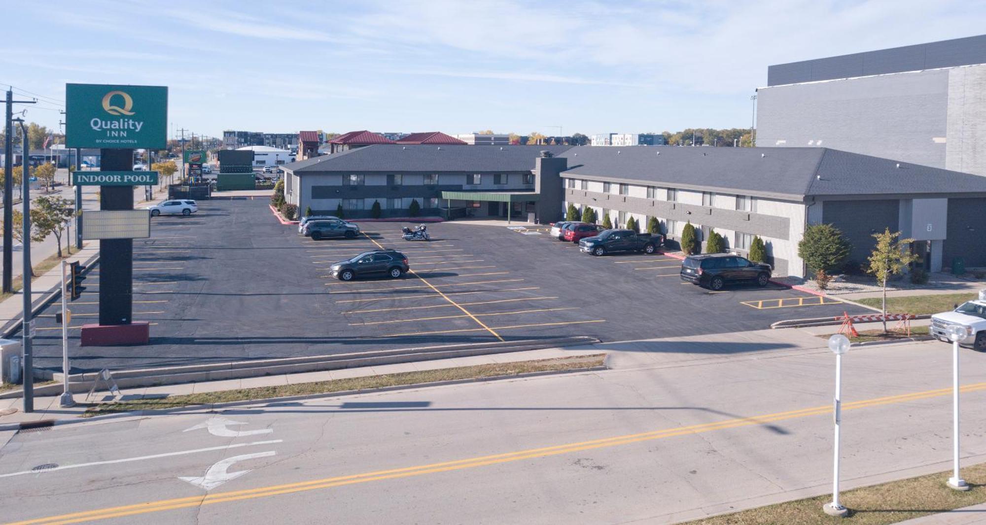 Quality Inn Stadium Area Green Bay Bagian luar foto