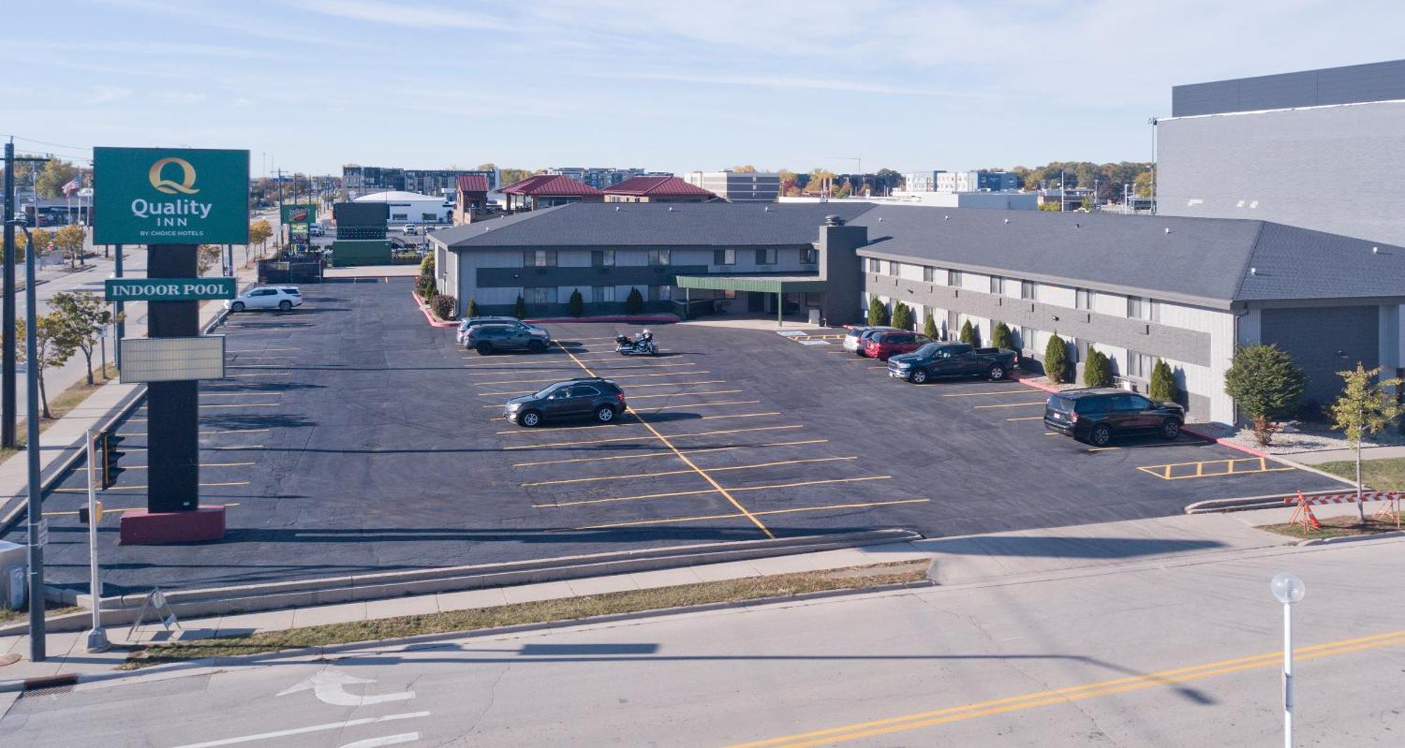 Quality Inn Stadium Area Green Bay Bagian luar foto