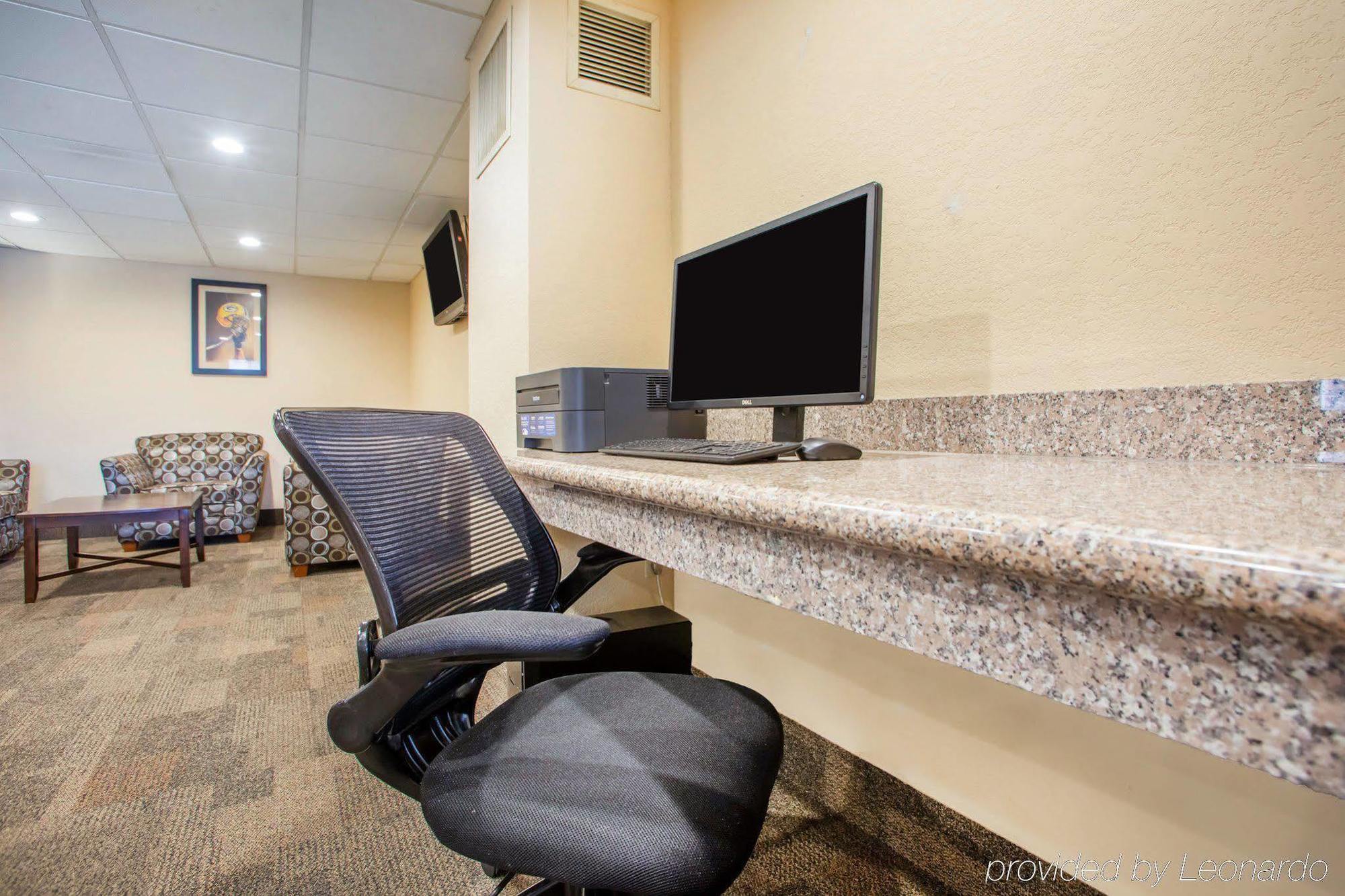 Quality Inn Stadium Area Green Bay Bagian luar foto
